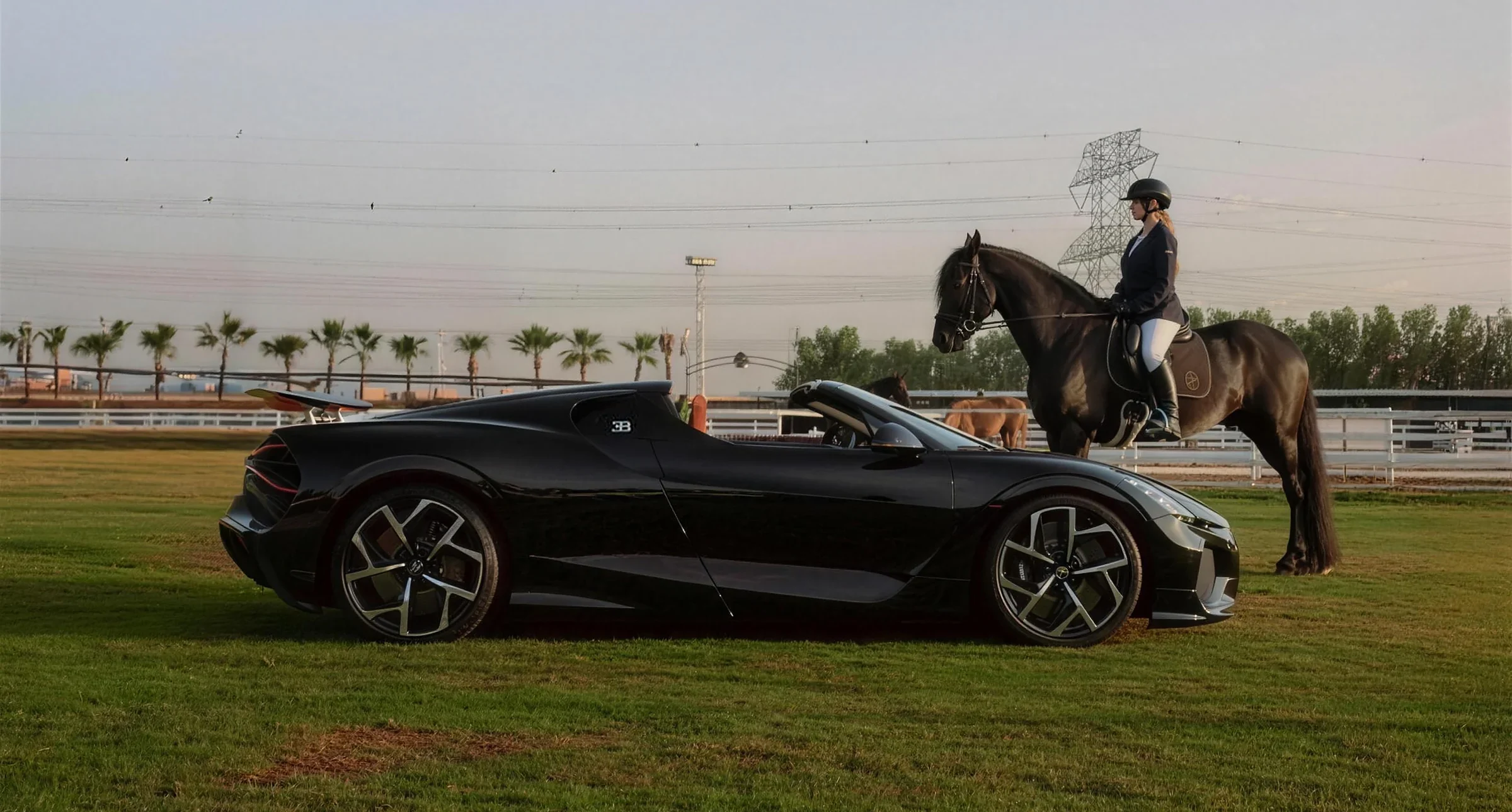 Bugatti W16 Mistral — Noir